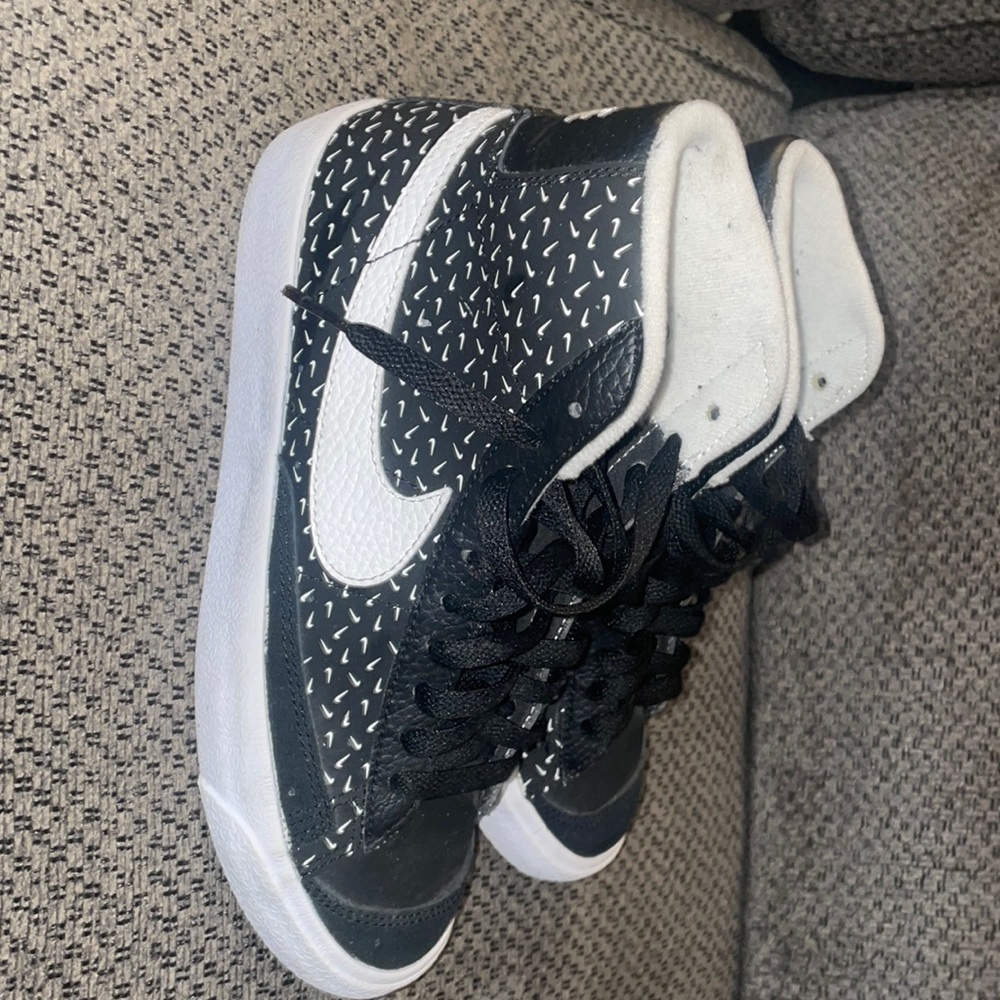 Nike blazers size 5.5 big kids